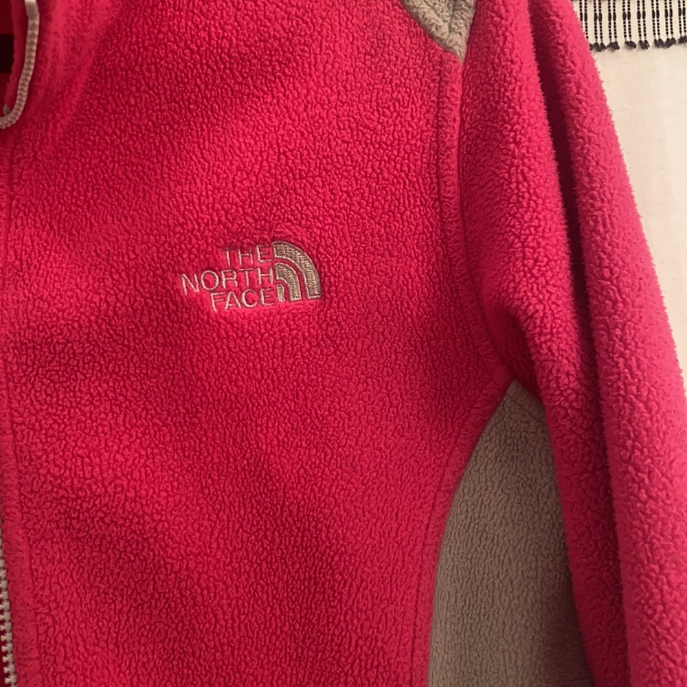 North Face Jacket!! - Picture 3 of 4